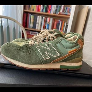 Green New Balance Sneakers 6.5